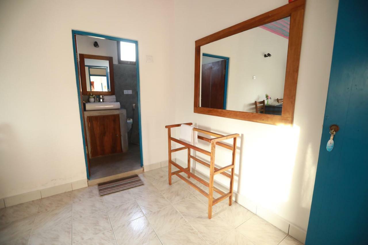 Dock Holiday Guest House อูนาวาตูนา ภายนอก รูปภาพ